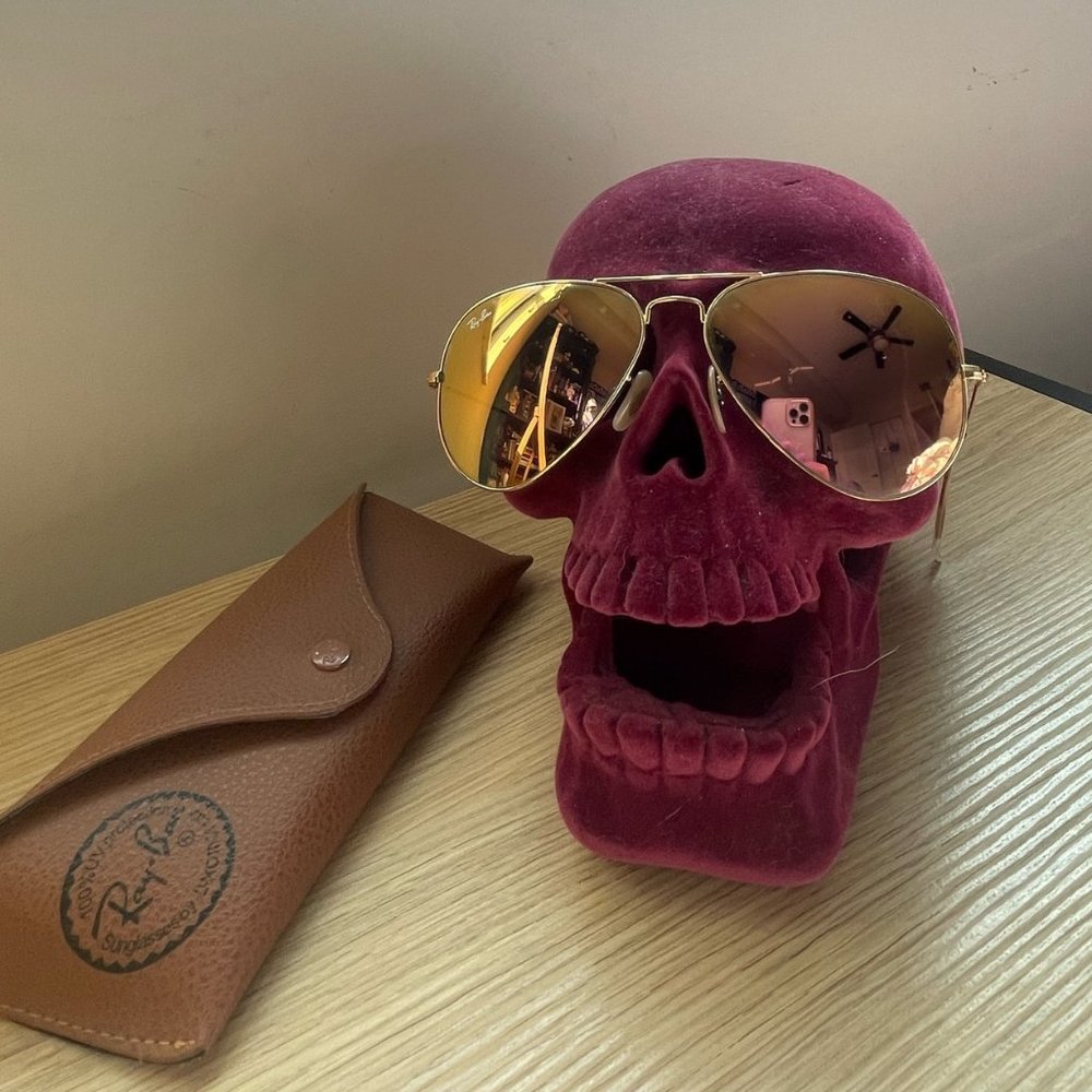 Ray-Ban Aviator Sunglasses - Picture 3 of 6